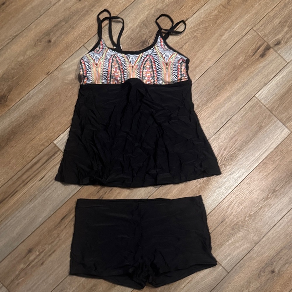Black Tankini Set with Patterned Top